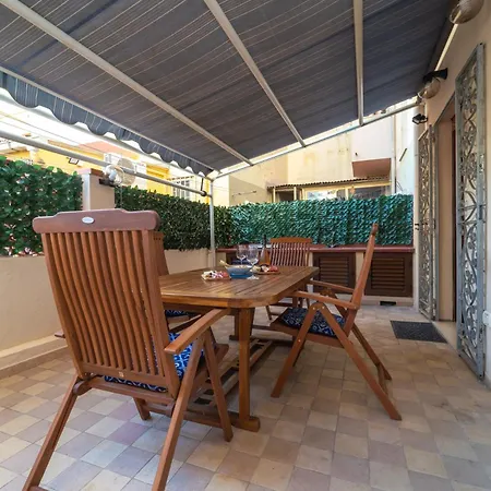 La Terrazza Del Gio Apartment *