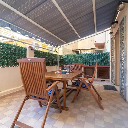 La Terrazza Del Gio شقة